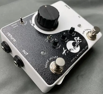 Xotic - X-Blender Wet/Dry Signal Blender Pedal 2